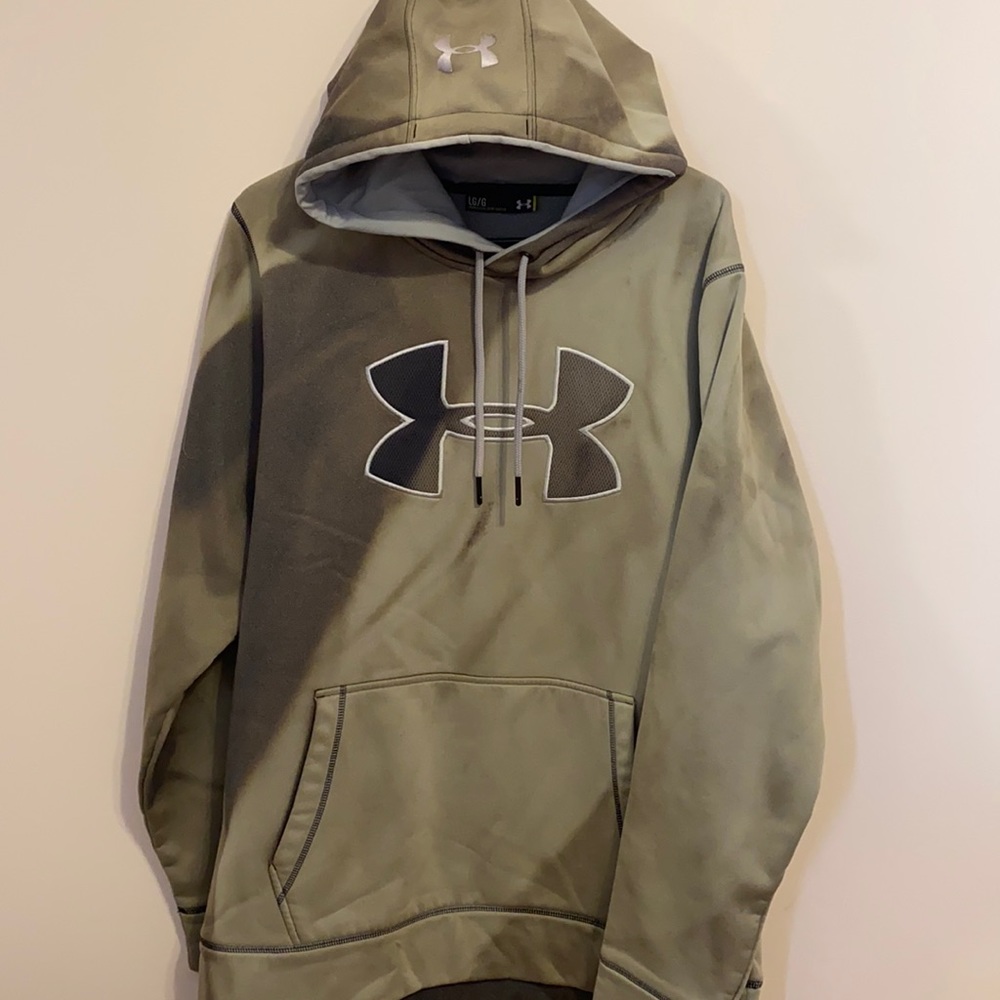 Under Armour hoodie